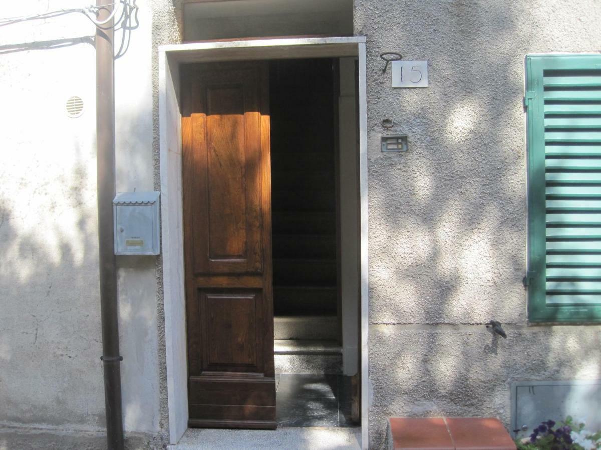 La Casa Di Antonella Apartment Vetulonia ภายนอก รูปภาพ